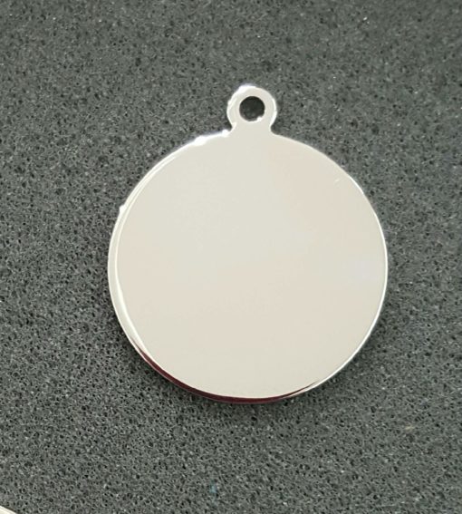 27x27mm rhodium plated circle pendant